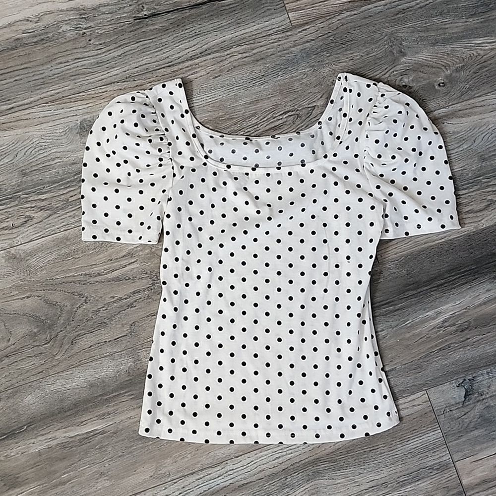 Polka Dot Puff Sleeve Blouse